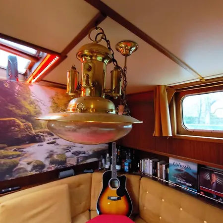 Botel Lisbeth 1902