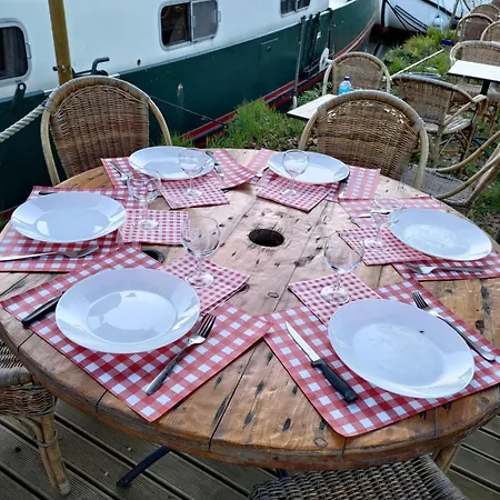 Botel Lisbeth 1902